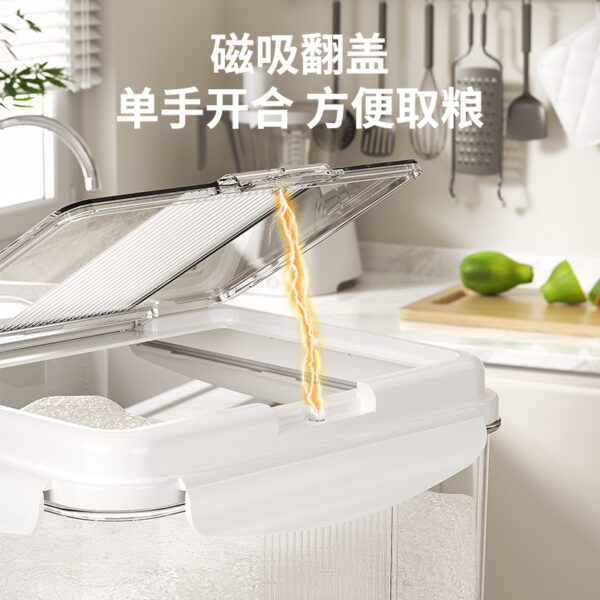 Transparent Sloped Rice Container