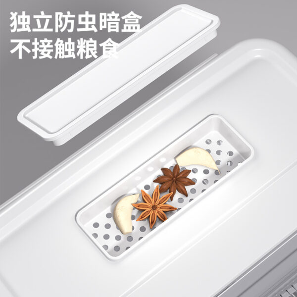 Transparent Sloped Rice Container